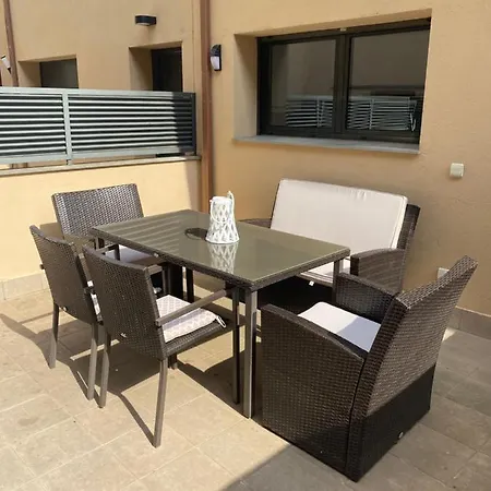 Dom wakacyjny Ample House With Views In Front Of Baells Reservoir *